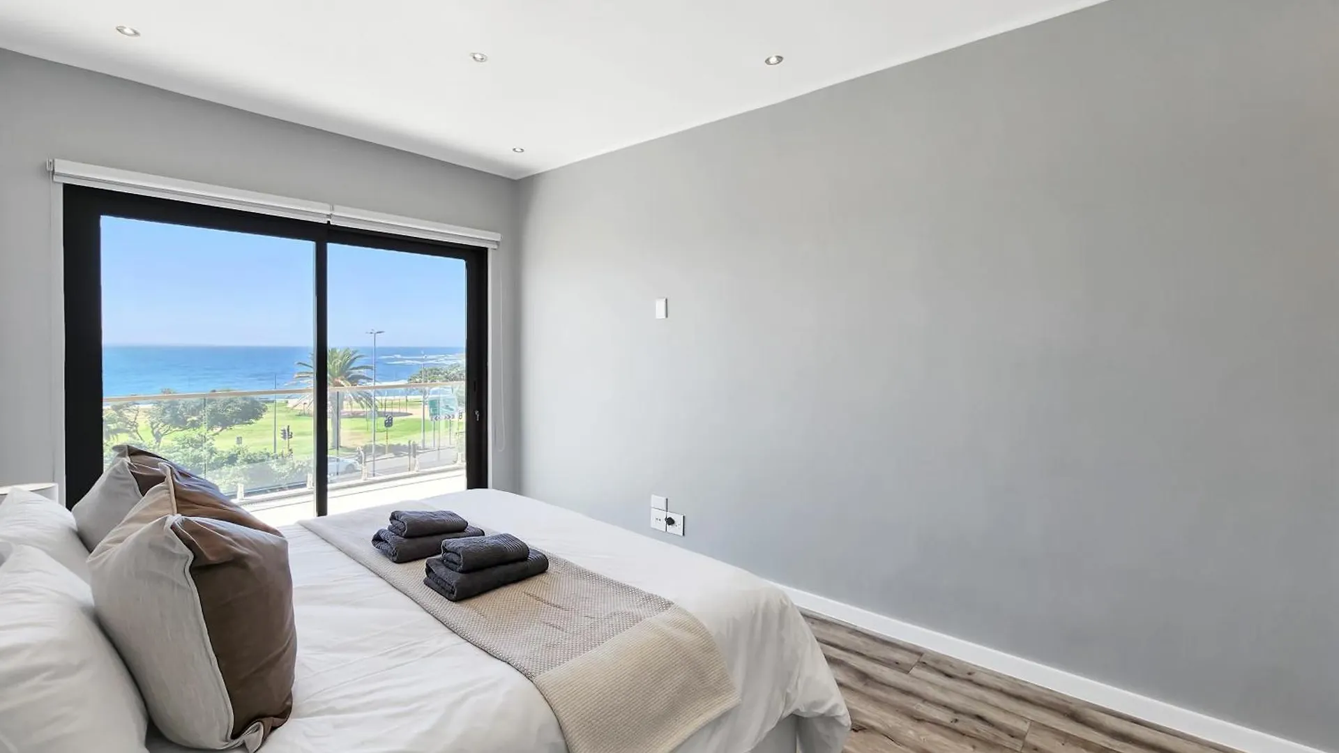 Promenade Escape Apartment Cape Town